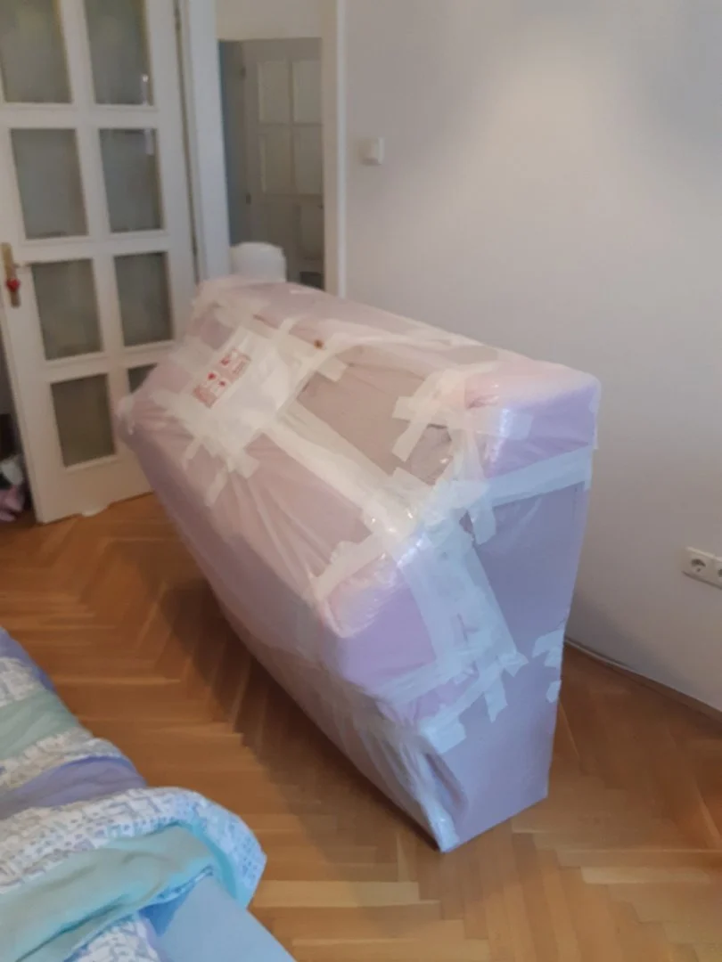 Zongora csomagolása szállításhoz